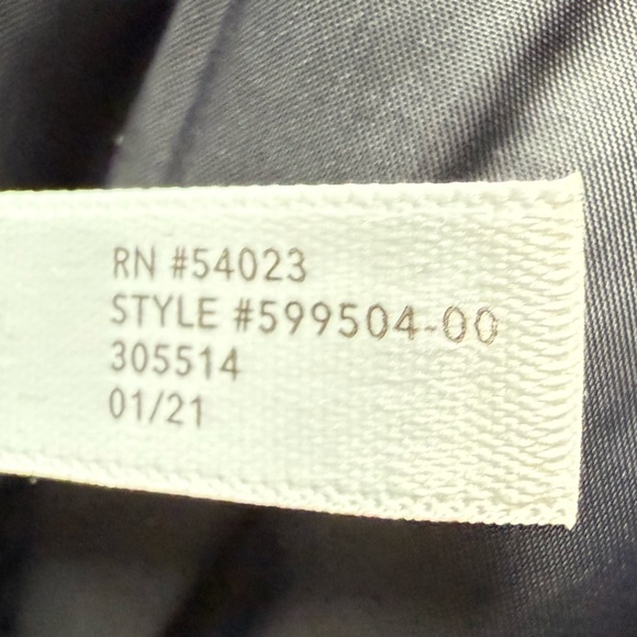 Athleta Womens Whisper Featherless Vest Black Quilted Water Repellent Puffer - Picture 9 of 11